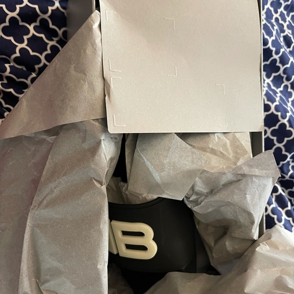 Balenciaga Slides - never worn.   In original box with dust covers. - Picture 6 of 8
